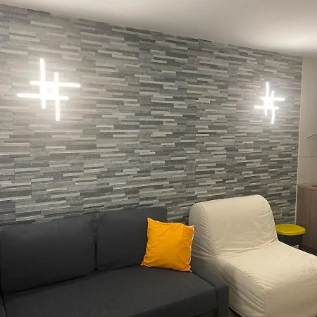 Διαμέρισμα Enzo 150m Playa Σαλού